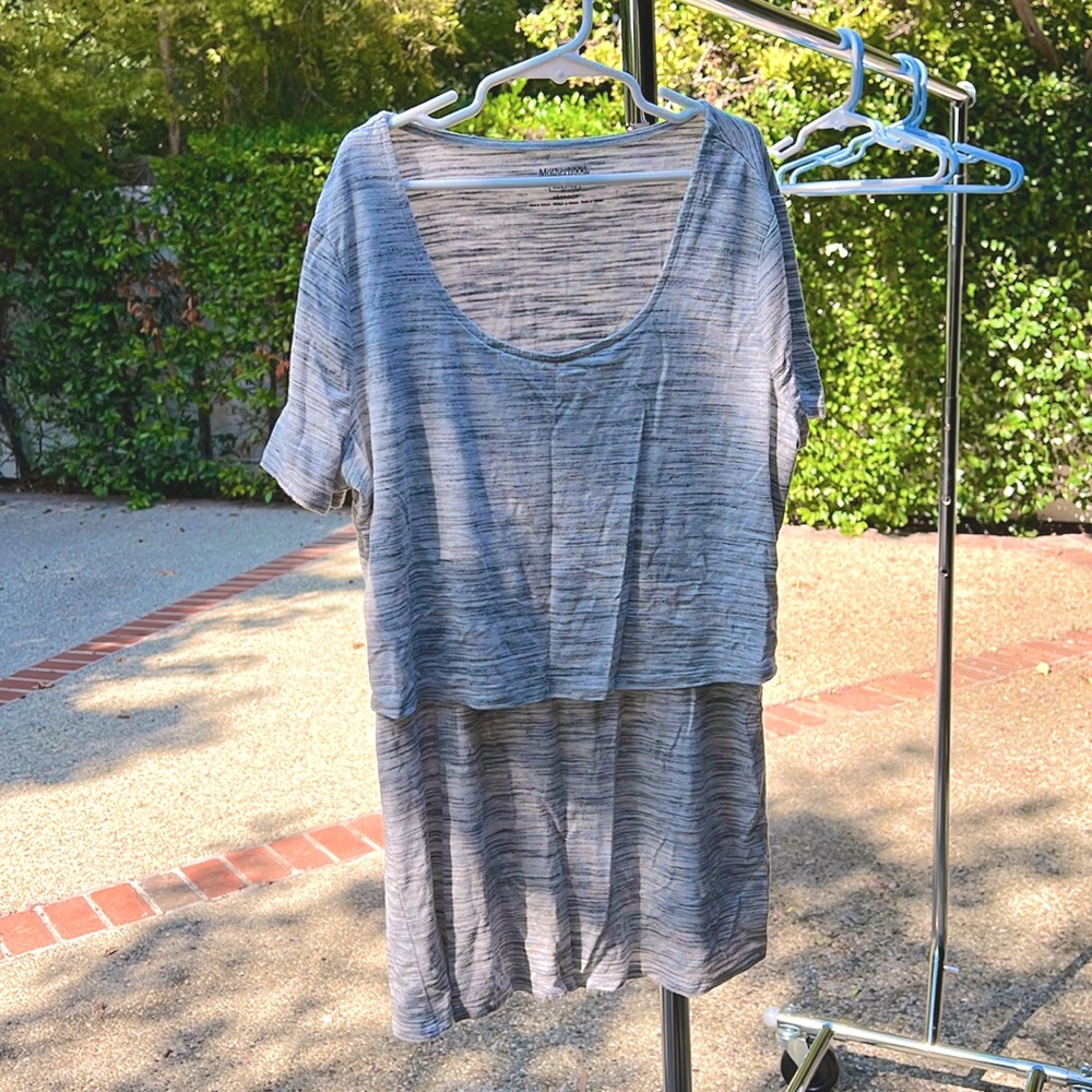 Motherhood Maternity Grey Nursing Tshirt Size XS